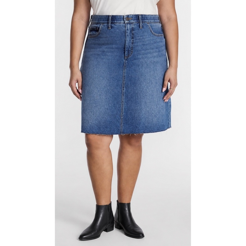 Terra & Sky Womens Plus Size 18W Knee Length Denim Skirt Medium Wash Stretch NWT